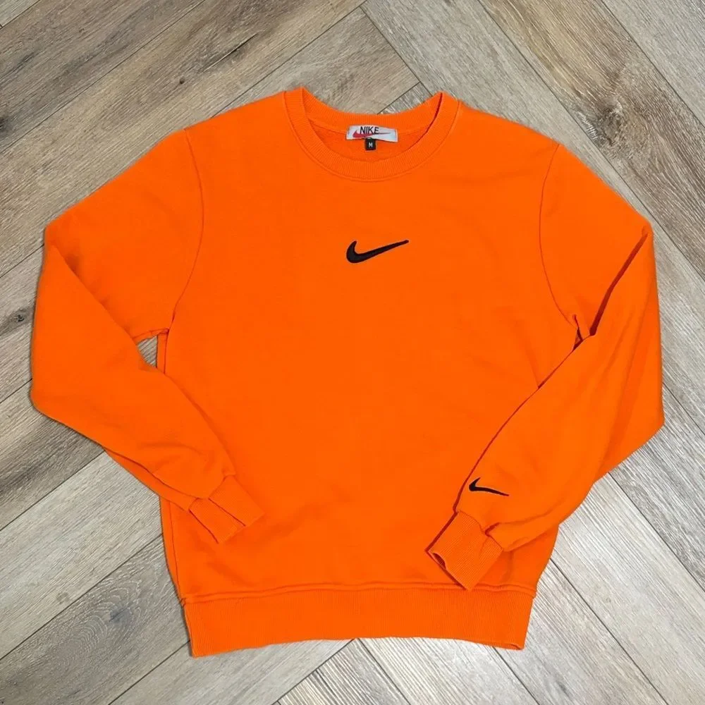 Vintage Nike Embroidered Crew Neck